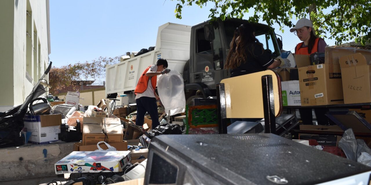 Economía circular en marcha: San Juan vende 2,5 toneladas de residuos electrónicos procesados