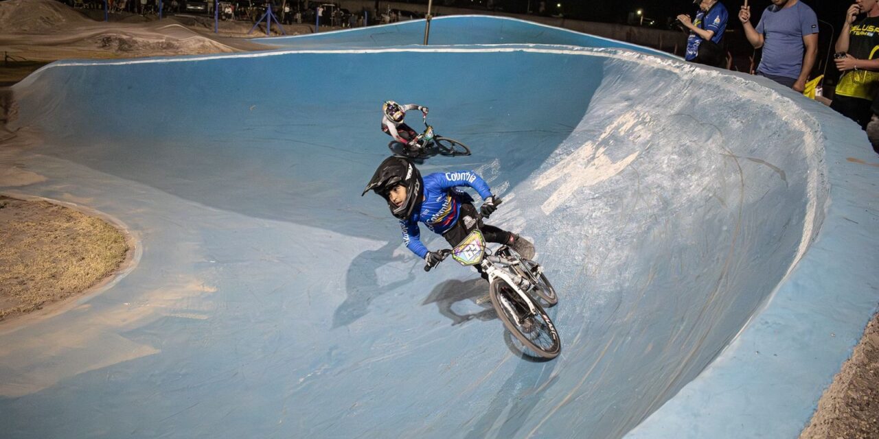 Más de 100 corredores participaron de la Copa Navidad de BMX: El cierre del año dejó emoción, espectáculo y un club colmado