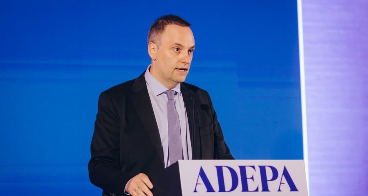 Manuel Adorni avanza con más cambios en la Jefatura de Gabinete: cuáles son