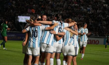 La Selección Argentina Femenina goleó 8-0 a Bolivia y se acerca al Mundial 2027