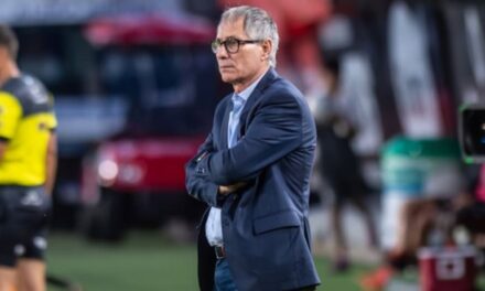 Ariel Holan rompió el silencio tras su salida de Rosario Central: «Definimos que lo mejor era llegar hasta acá»