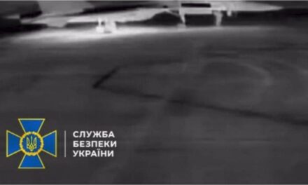 Ucrania atacó un aeródromo militar de Rusia y alcanzó dos aviones SU-27