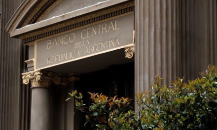 Según el BCRA, el envío del oro al exterior no quedó registrado en ningún contrato