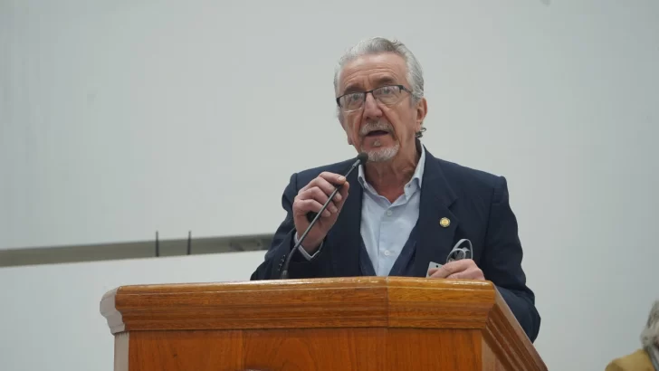 Avanza en la instancia civil un reclamo millonario al ex decano Bloch