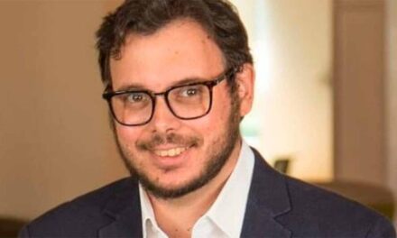 Daniel Stilerman: “ChatGPT nos hace más tontos, pero los empleos del futuro requerirán más inteligencia”