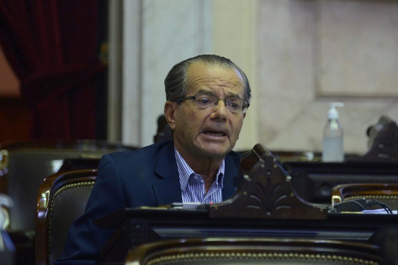 “¡Che, pero qué buena que está la peruca!”: El nuevo exabrupto del diputado Gerardo Cipolini desató polémica