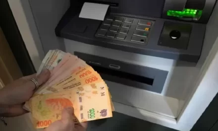 Los residentes de Salud también cobrarán el bono provincial