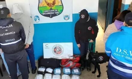 Detienen en Catamarca a un micro que venía de Salta hacia San Juan con 65 kilos de marihuana