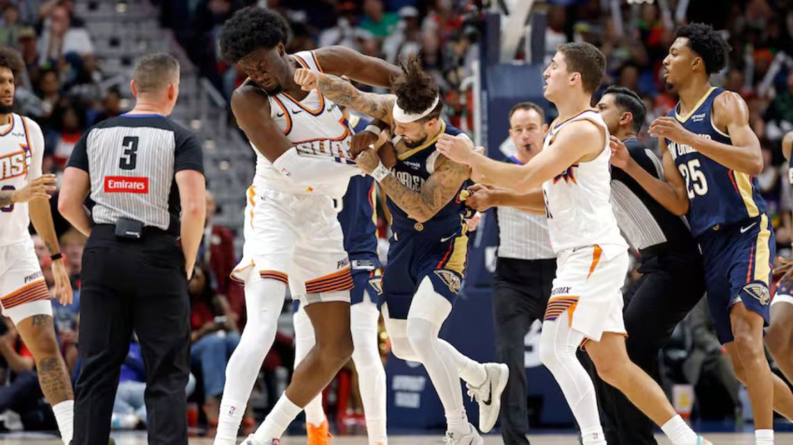 Escándalo en la NBA: Alvarado y Williams se fueron a los golpes en Pelicans–Suns