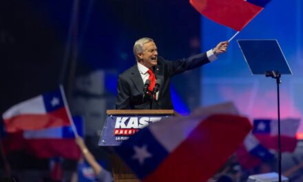 Asume José Antonio Kast y anuncia su gabinete de gobierno