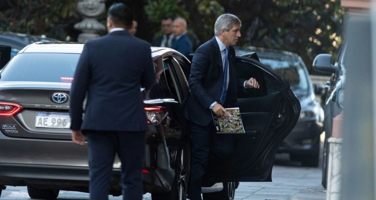 Quedó suspendido el uso de vehículos oficiales para funcionarios