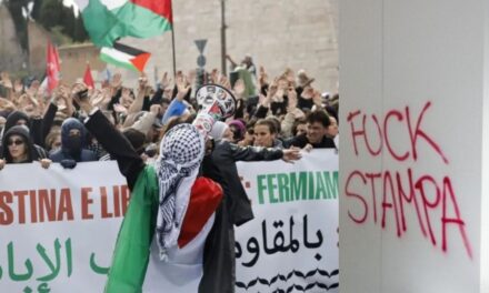 Una multitud de activistas pro Palestina irrumpió y destruyó la redacción de un reconocido diario italiano