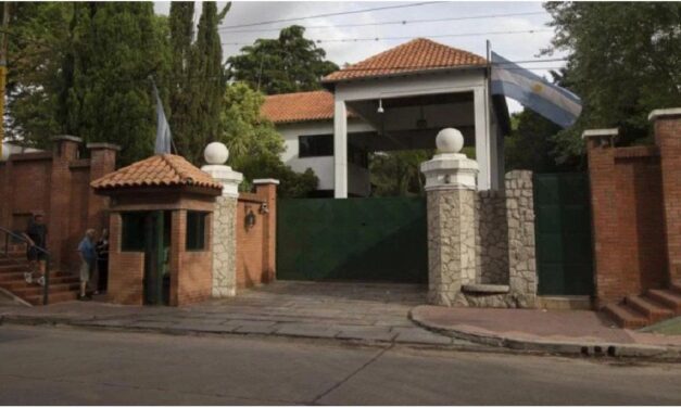 Javier Milei se reúne con Manuel Adorni en la Quinta de Olivos
