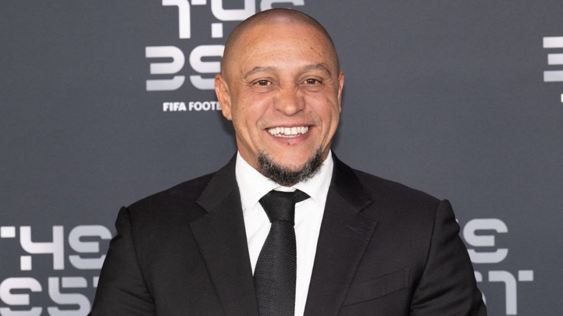 Roberto Carlos fue internado de urgencia en Brasil y permanece en observación