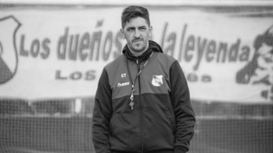 Santiago Fredes, director técnico del Club Luján, falleció a los 35 años