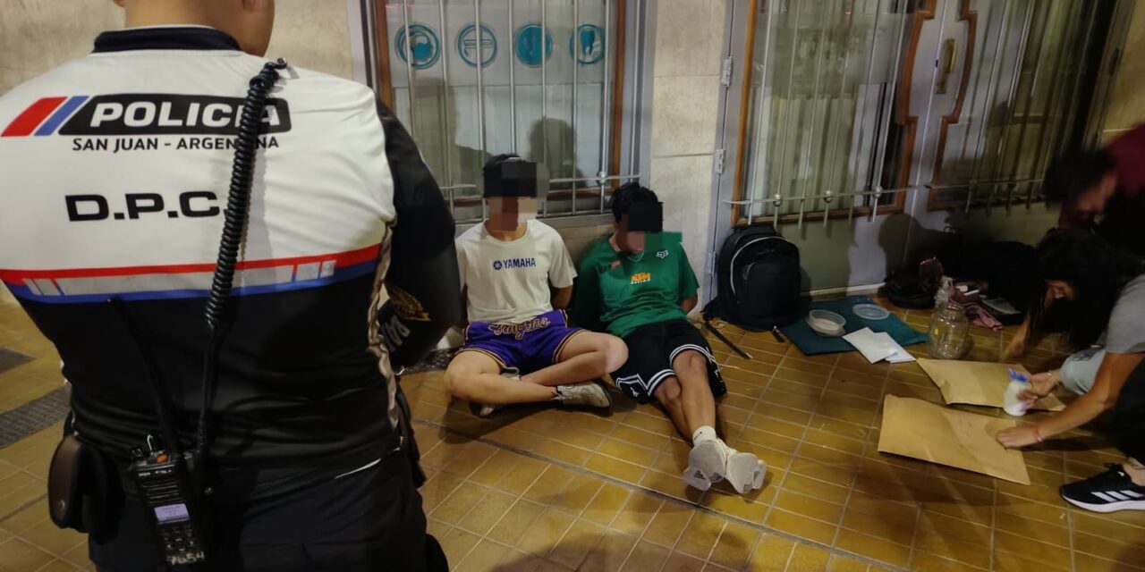 Cayeron con casi un kilo de marihuana en pleno centro