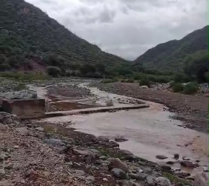 Alerta por lluvias: Rutas provinciales con demoras, trabajos en marcha y un camino totalmente cortado
