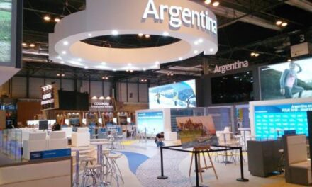 Orrego impulsa a la provincia en FITUR y busca inversiones para el turismo