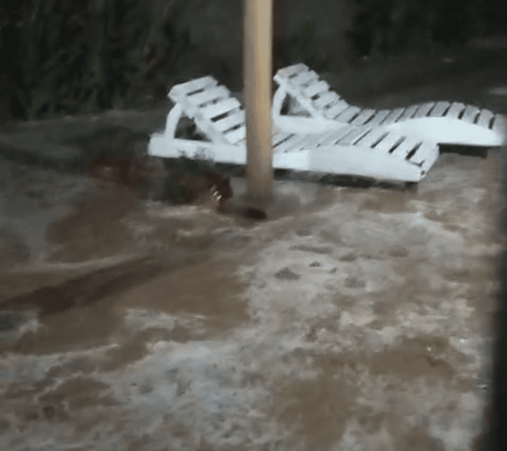 Creciente en Ullúm: Una vecina denunció abandono municipal tras inundaciones y cortes de agua