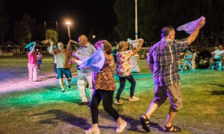 El folklore vuelve a copar las noches del Médano de Oro con una propuesta gratuita para todo enero