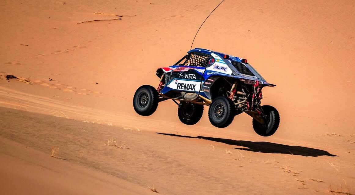 Sisterna y Benavides se meten en el top ten del Dakar en la categoría Challenger
