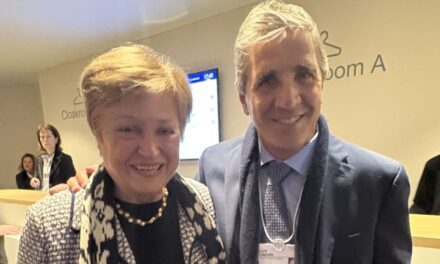 Luis Caputo aseguró que el viaje a Foro de Davos fue muy fructífero