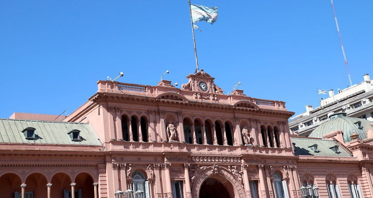 ADEPA reitera su alerta por el cierre de la sala de prensa en Casa Rosada y exige su urgente normalización