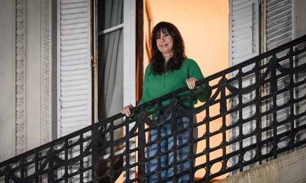 Casación rechazó un planteo de Cristina Kirchner y dejó firme el decomiso de bienes por casi $685 mil millones