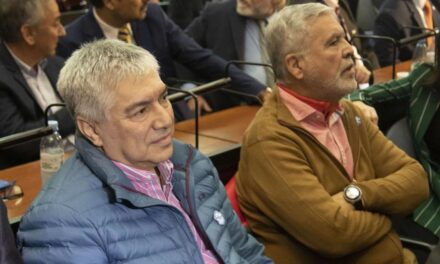 Casación rechazó los pedidos de prisión domiciliaria de Julio de Vido y Lázaro Báez