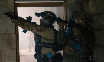 Un soldado de Nicolás Maduro reveló que EEUU utilizó un arma secreta en el operativo de captura en Venezuela