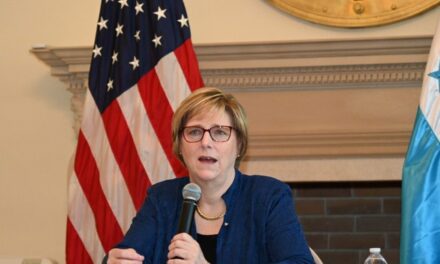 EEUU redefine su estrategia en Venezuela y designó nueva encargada de negocios