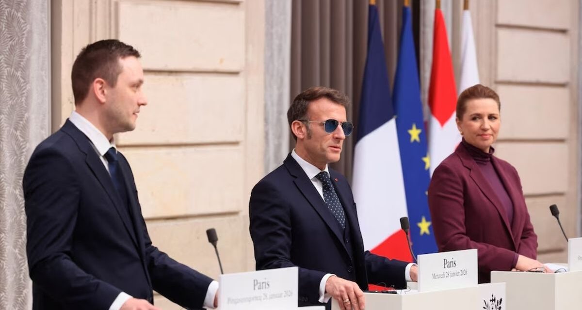Emmanuel Macron se reunió con los primeros ministros de Dinamarca y Groenlandia y pidió un despertar estratégico de Europa