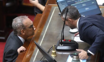 El Gobierno unificó las embajadas ante Bélgica y la Unión Europea tras el nombramiento de Fernando Iglesias