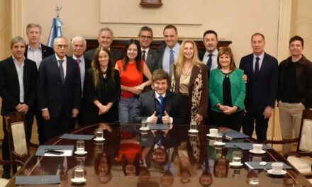 La mesa chica se debate entre más cambios o defender el texto original