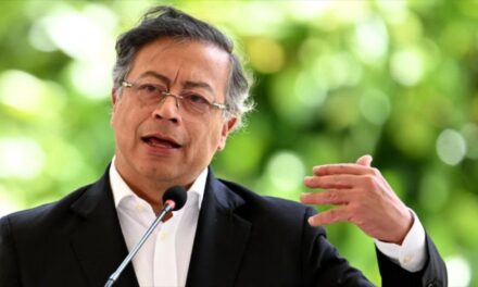 Gustavo Petro denunció un intento de asesinato y responsabilizó a grupos armados