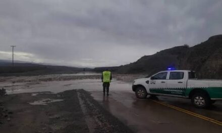 Alerta vial por lluvias: Complicaciones en la Ruta 150 y en la 40 Norte