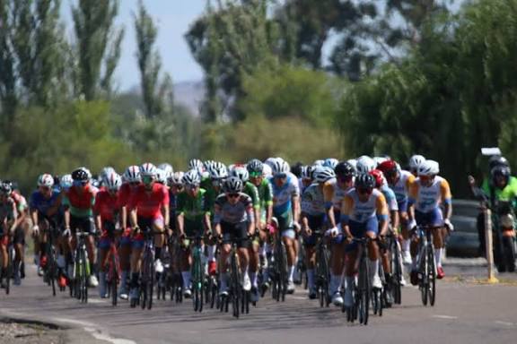 Ruta 40 Norte cortada este viernes por la Vuelta a San Juan: Horarios y desvíos