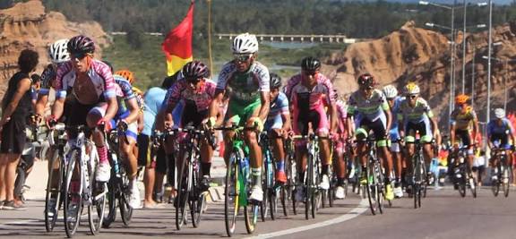 Arranque internacional en San Juan: Un chileno golpeó primero en el Giro del Sol