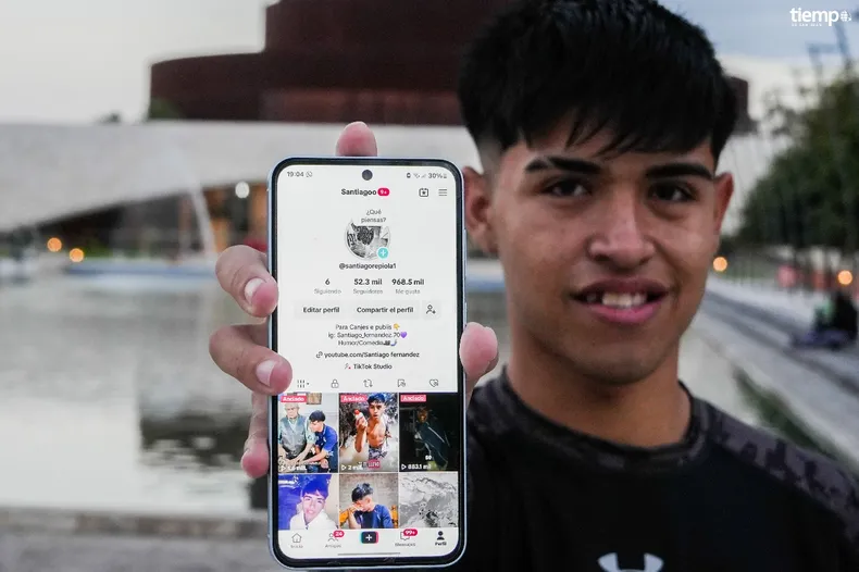 Brutal ataque en Chimbas: golpearon salvajemente a un influencer para robarle el celular ( video)