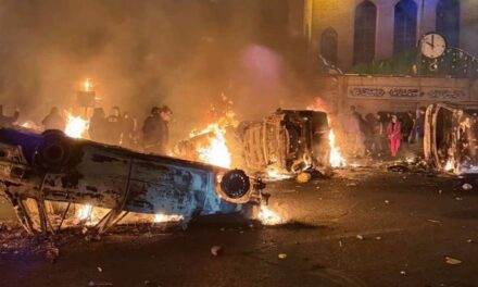 Por qué el régimen de Irán aún se mantiene a pesar de las protestas contra el ayatolá Jamaneí