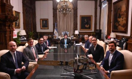 Javier Milei recibió a directivos de MidOcean Energy en Casa Rosada