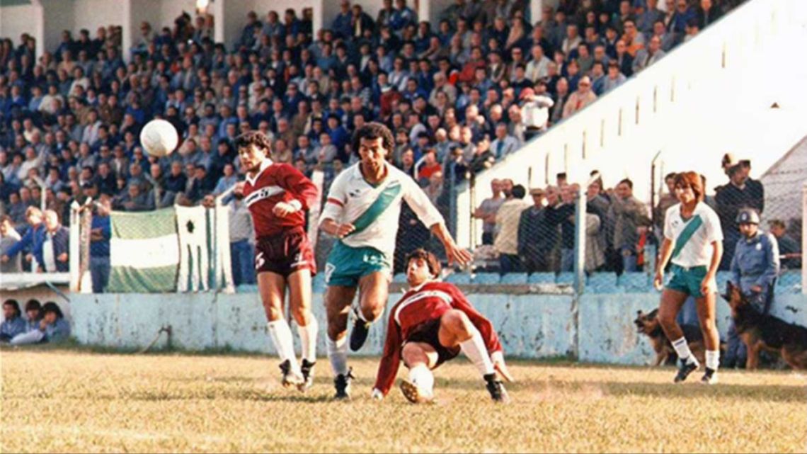 Lanús y Banfield: la historia de los títulos locales que consagraron a los clubes del Sur