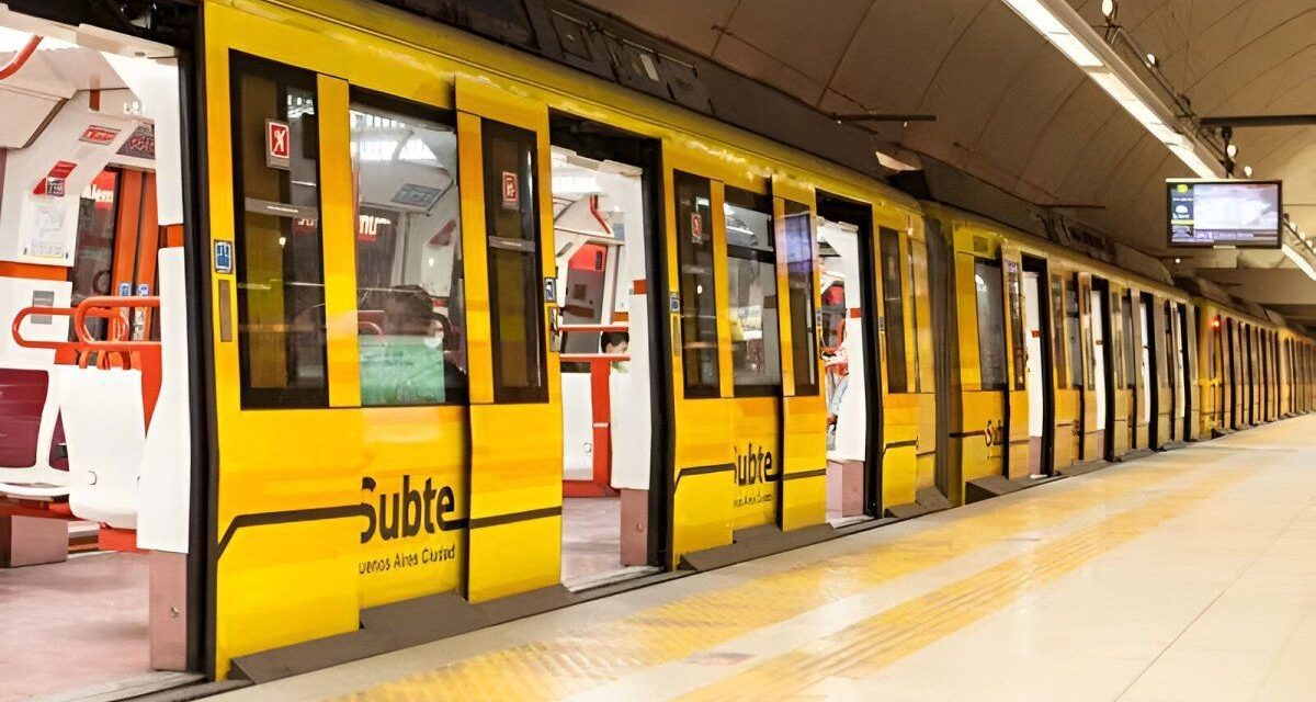 Trabajadores navales y del Subte se suman al paro de la CGT y se consolida el cese de transportes