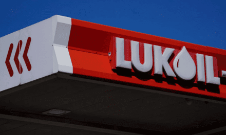 EEUU consigue que la rusa Lukoil venda activos a compañía estadounidense, pero hay cautela de petroleras para invertir en Venezuela