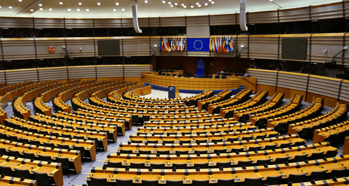 la Unión Europea frenó el acuerdo arancelario con EEUU por la presión sobre Groenlandia