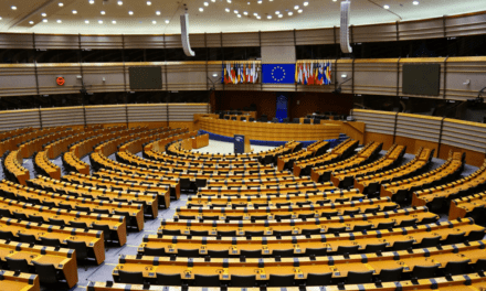 la Unión Europea frenó el acuerdo arancelario con EEUU por la presión sobre Groenlandia