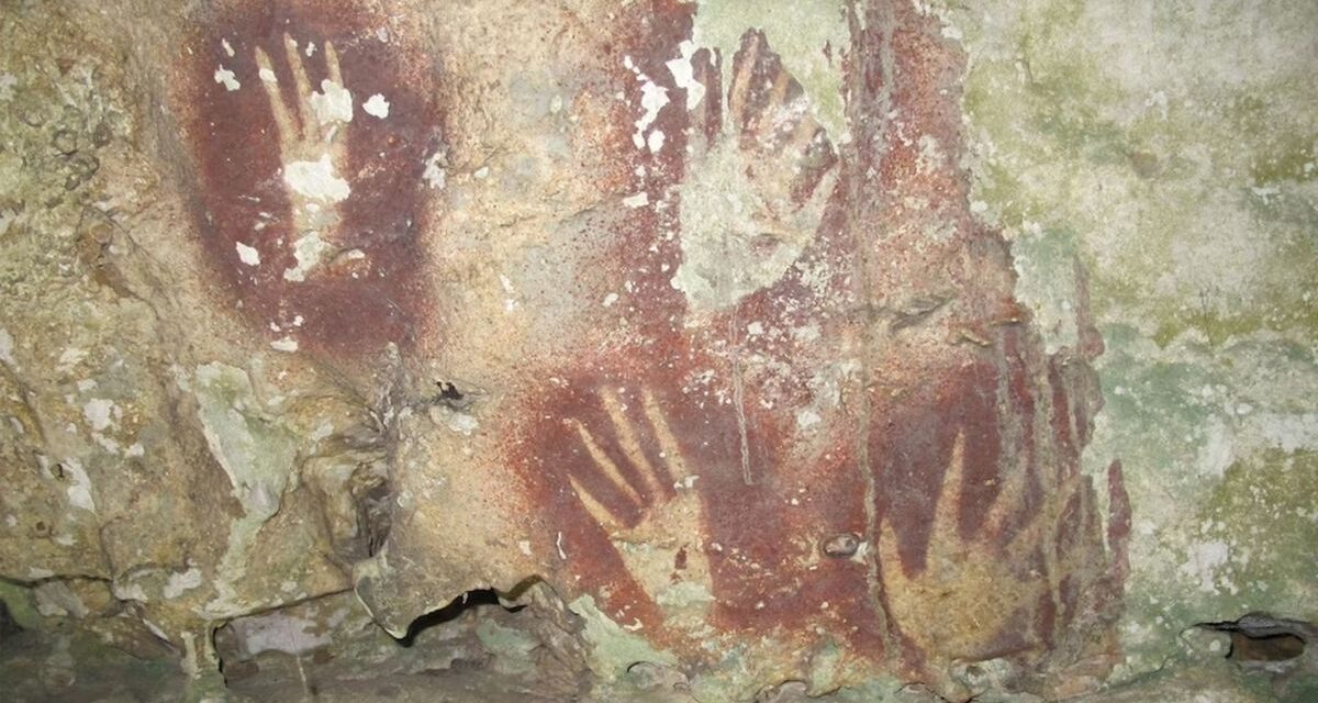 Una pintura rupestre de 67.800 años en Indonesia podría ser la más antigua del mundo