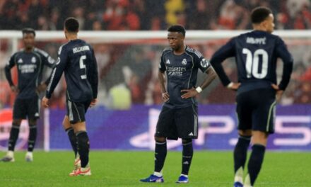 Real Madrid perdió 4-2 ante Benfica, quedó relegado a jugar los playoffs de la Champions y las redes se inundaron de memes