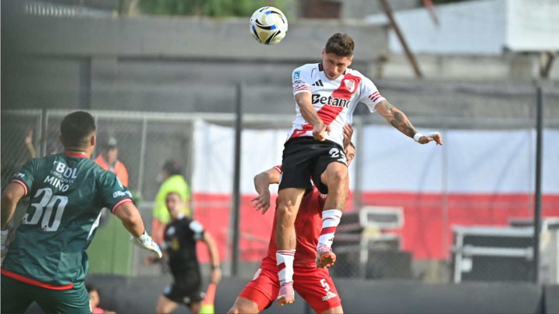 River se estrenó en el Apertura 2026 con trabajado triunfo ante Barracas Central
