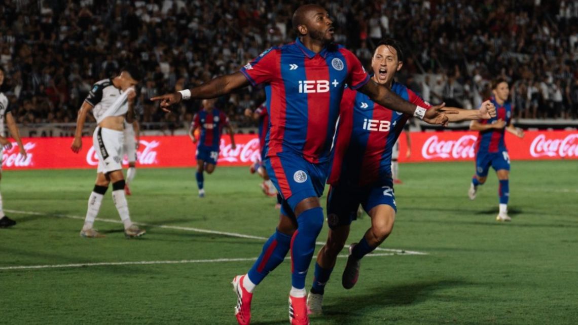 San Lorenzo se recuperó y consiguió su primer triunfo en el Apertura